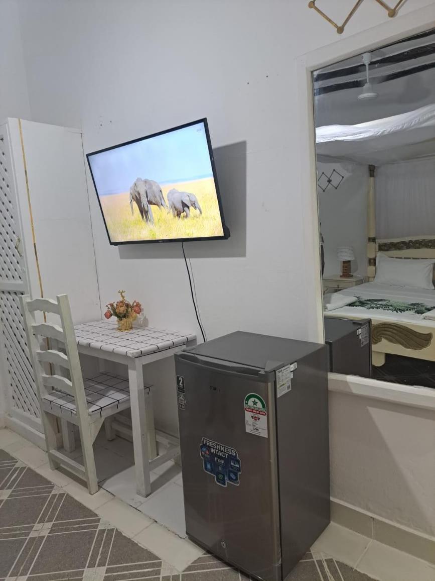 Nyumba Tulivu Apartment Watamu Bagian luar foto